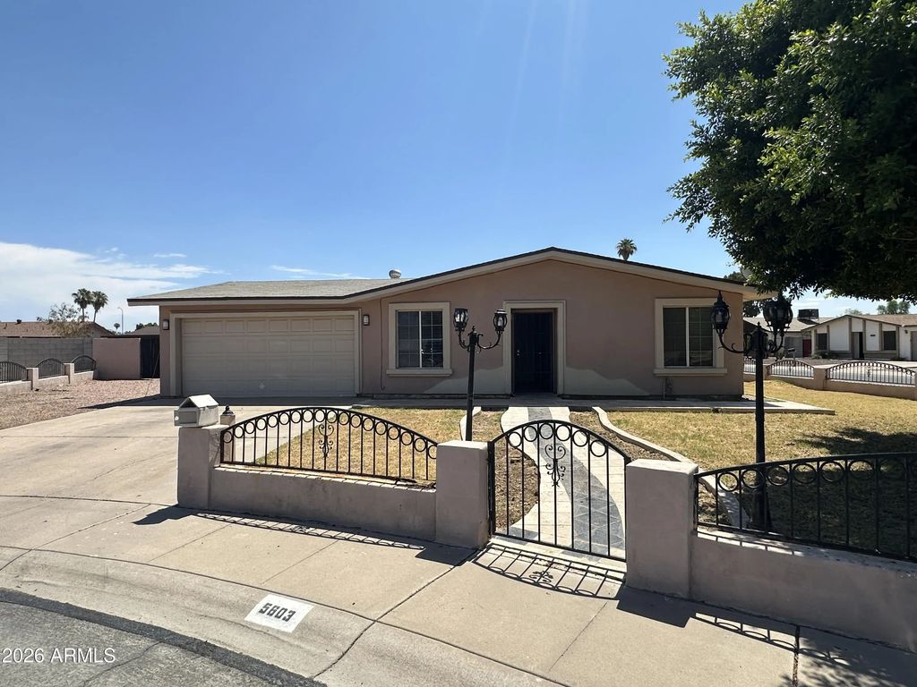 5603 N 69th Lane, Glendale