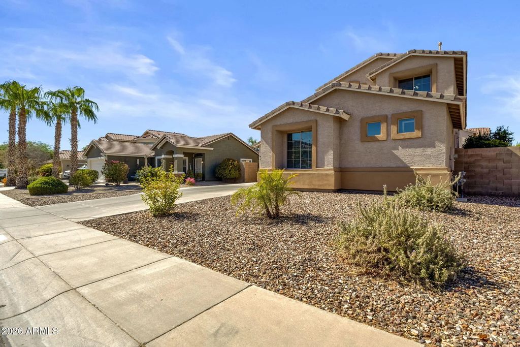 3323 W White Canyon Road, San Tan Valley