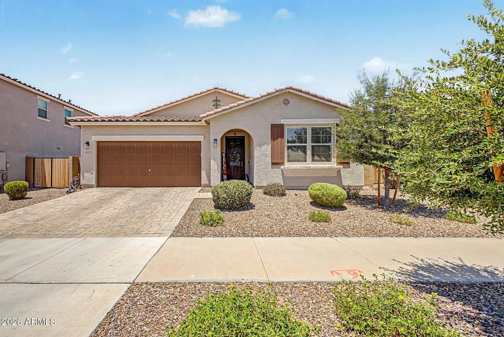 40054 W James Lane, Maricopa
