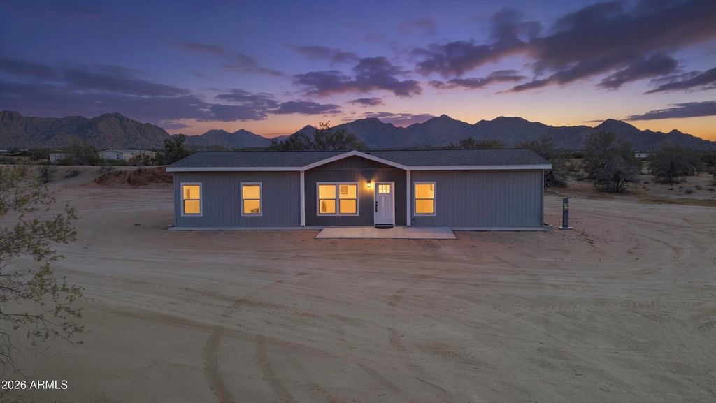 89 N Warren Road, Maricopa