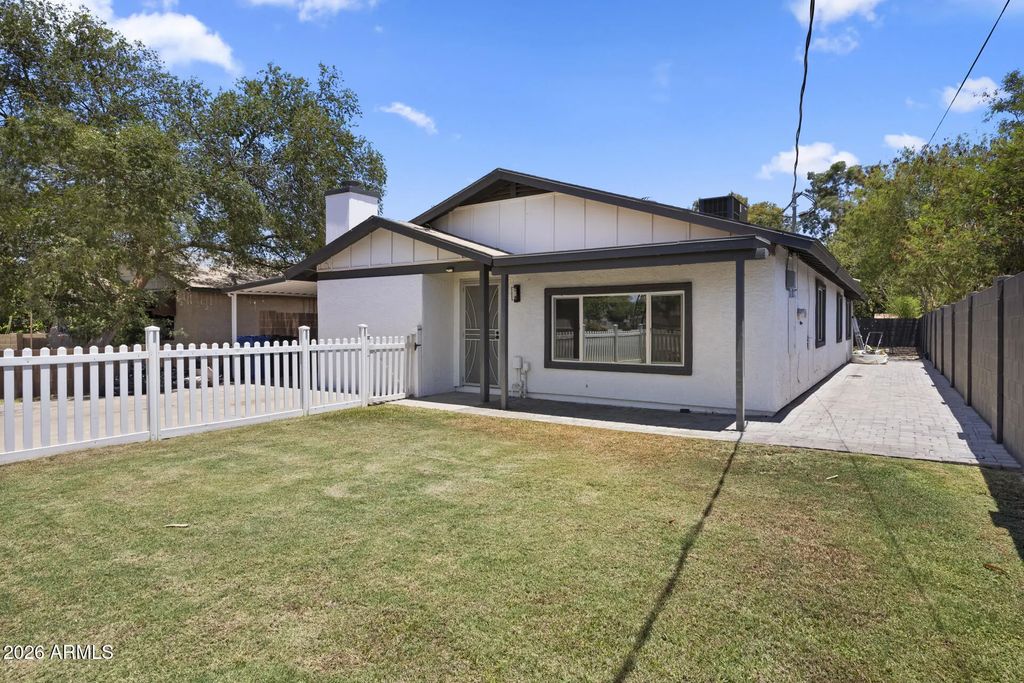 2609 N 28th Street, Phoenix