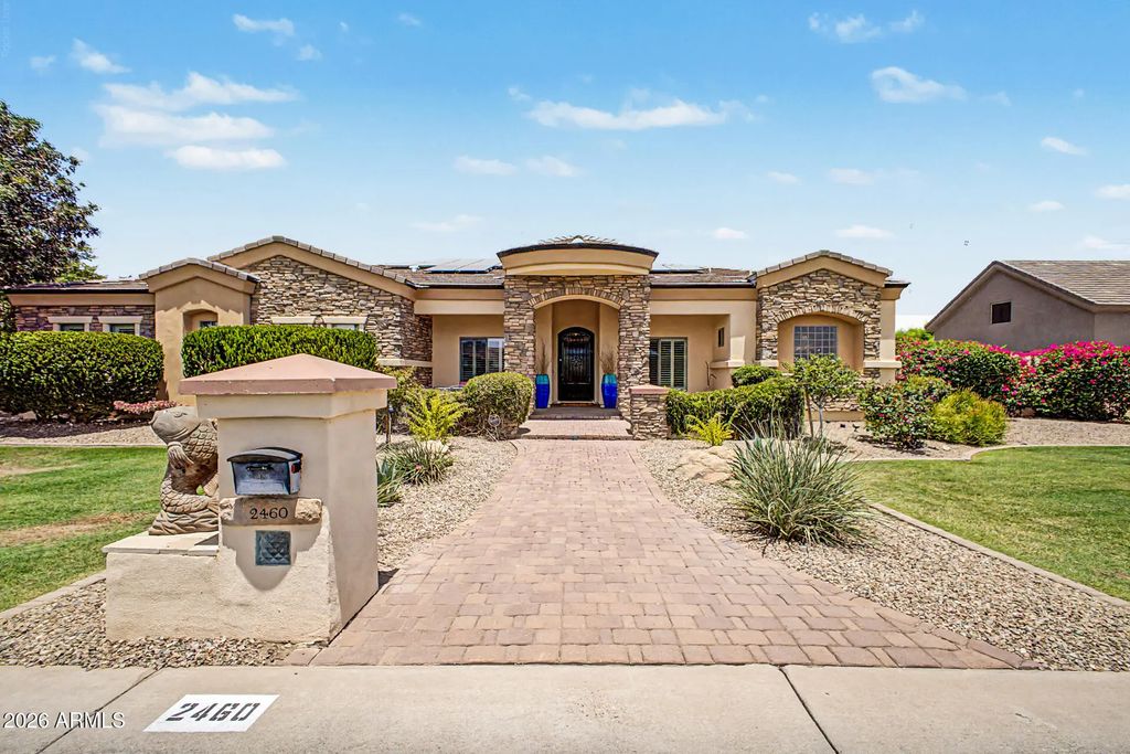 2460 E Vaughn Avenue, Gilbert