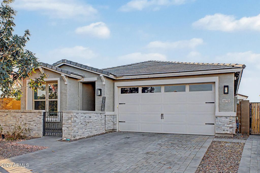 10772 W Lincoln Street, Avondale
