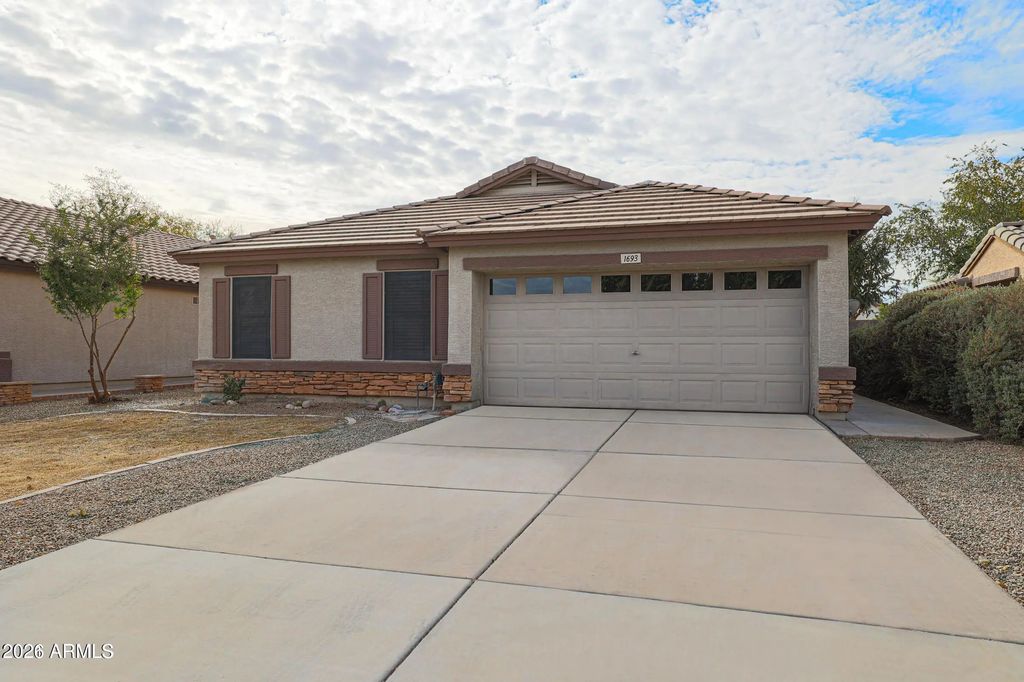 1693 E Milky Way, Gilbert