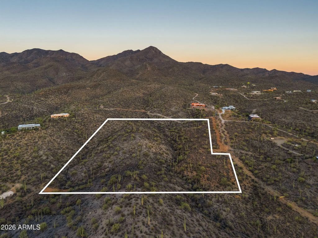 N Broken Springs Trail (unit -), Tucson