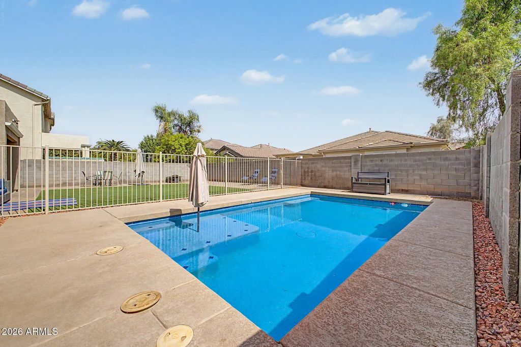 3737 E Constitution Court, Gilbert