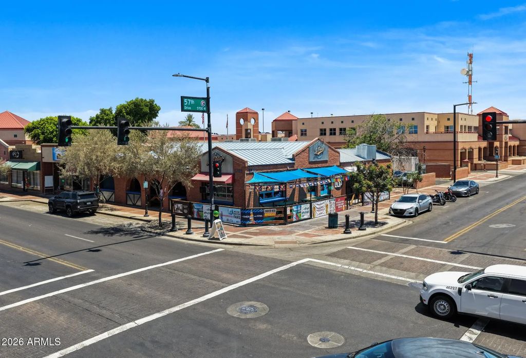 5723 W Glendale Avenue, Glendale