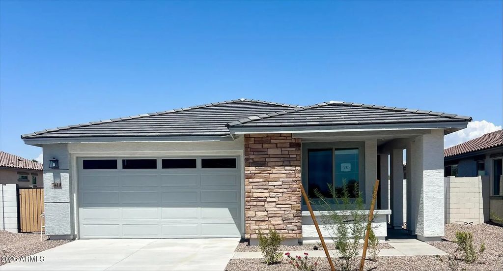 7410 W Rose Lane, Glendale
