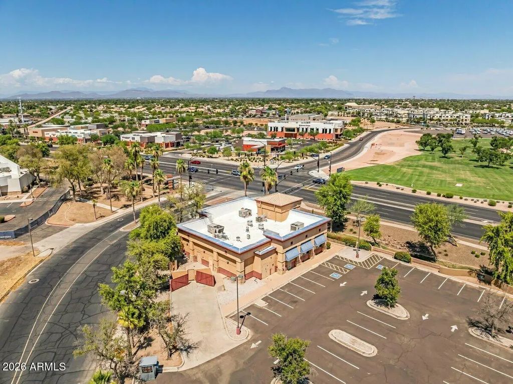 920 S Gilbert Road, Gilbert