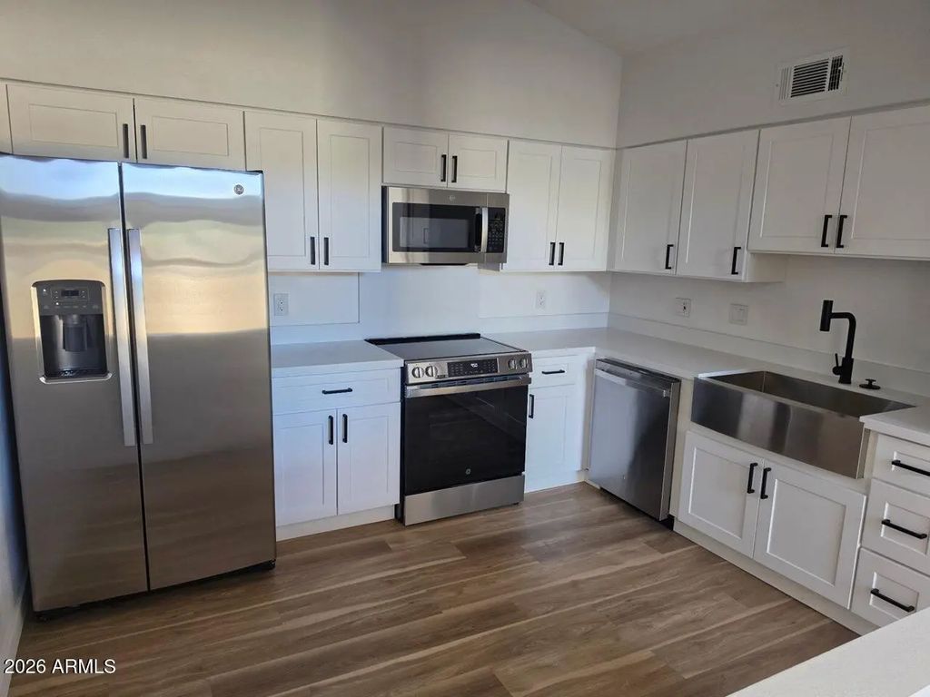 525 N May Street (unit 9), Mesa