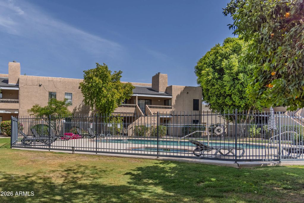 5998 N 78th Street (unit 227), Scottsdale