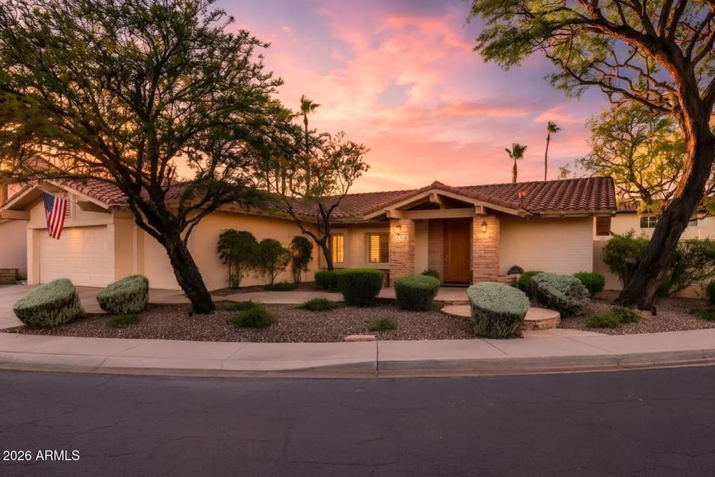 5726 E Everett Drive, Scottsdale
