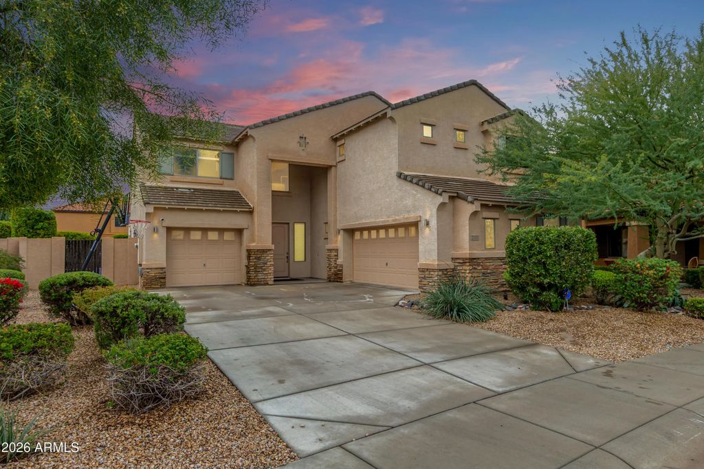 23111 N 40th Way, Phoenix