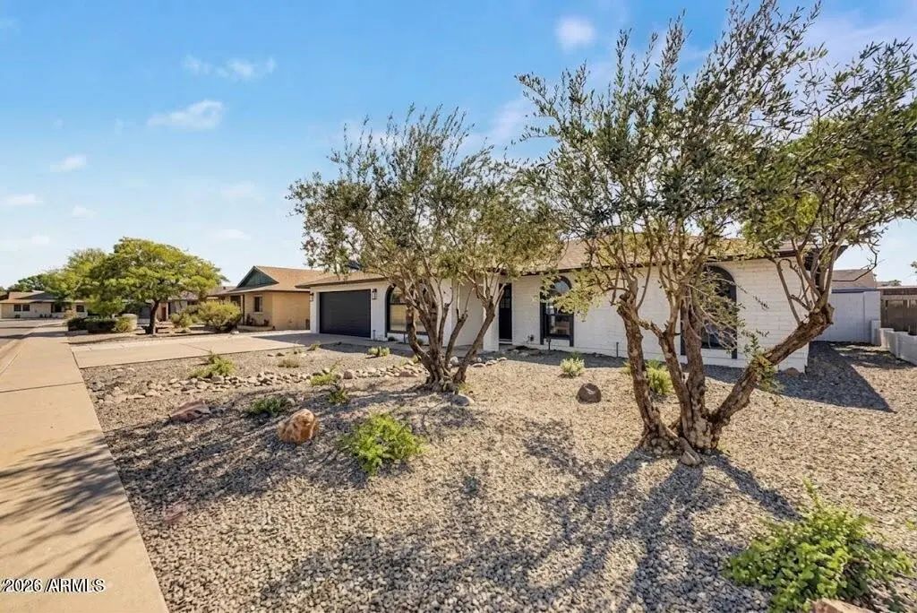 6014 S Dorsey Lane, Tempe