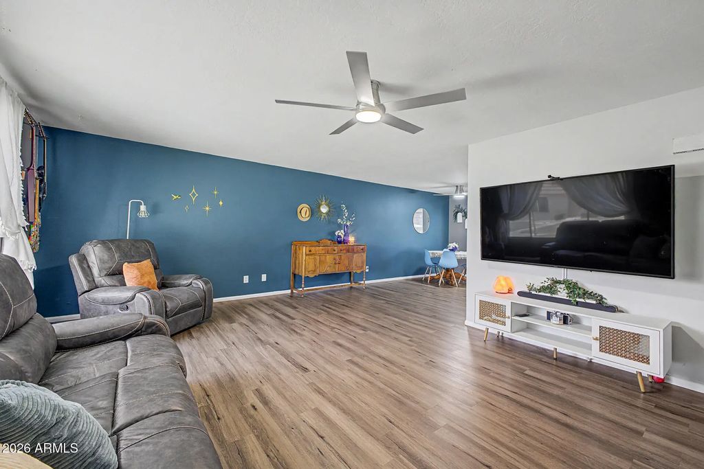 1620 E Donner Drive, Tempe