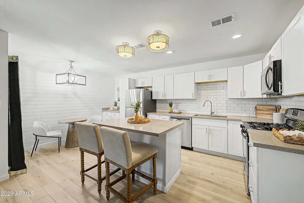 1624 E Campbell Avenue (unit 46), Phoenix