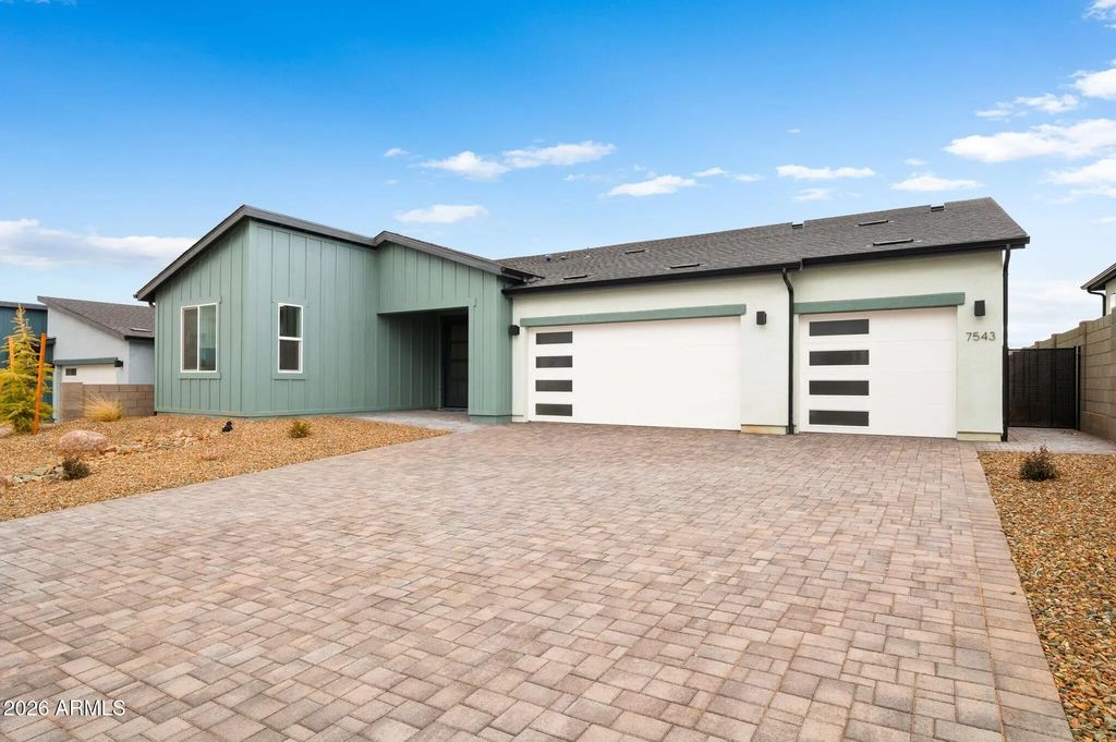 7543 E Louie Lane, Prescott Valley