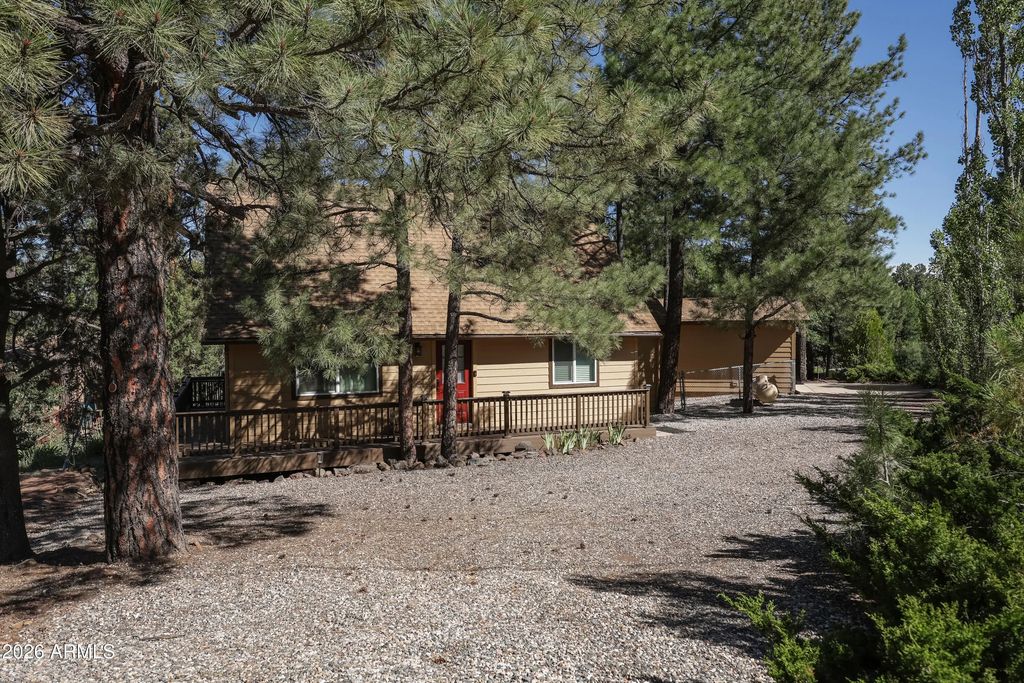 17680 S Mustang Road, Munds Park