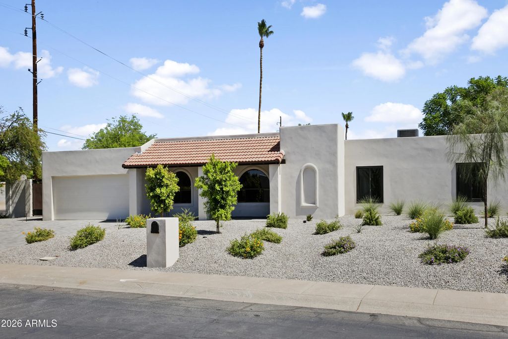 5602 E Voltaire Avenue, Scottsdale