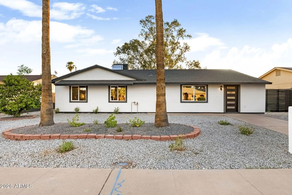 13238 N 38 Place, Phoenix