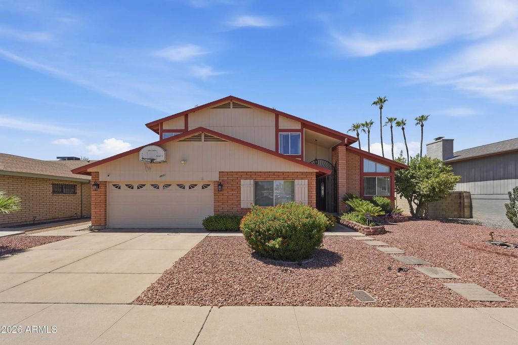 4901 W Seldon Lane, Glendale