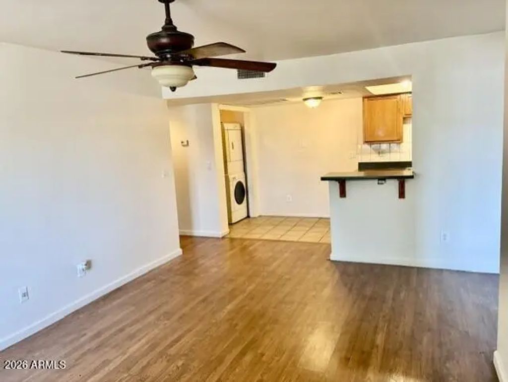 1336 E Mountain View Road E (unit 101), Phoenix