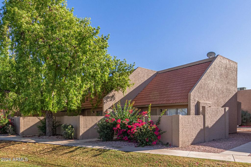 7432 N 43rd Lane, Glendale