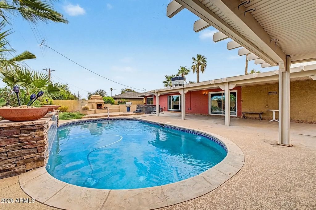 2116 N 68th Place, Scottsdale