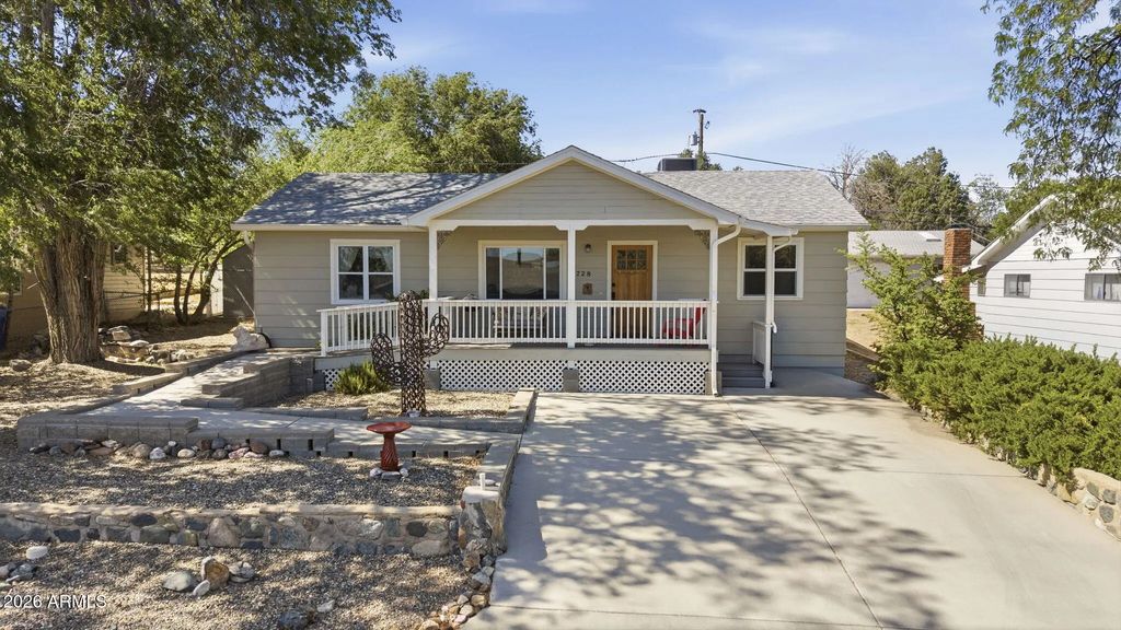 728 Douglas Avenue, Prescott