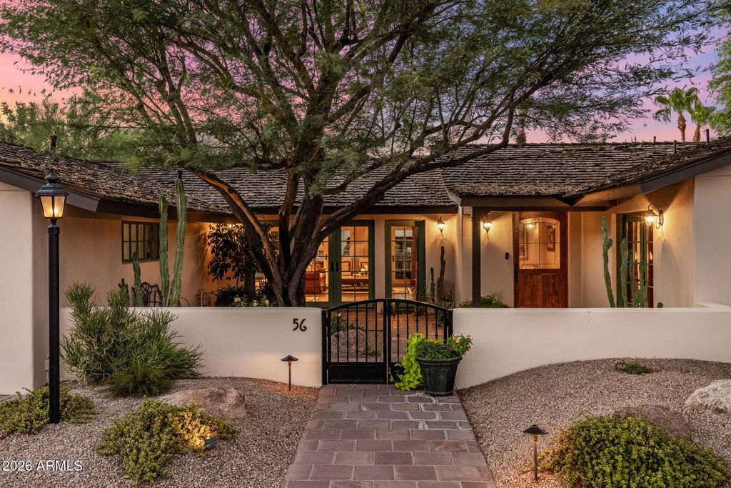 5635 E Lincoln Drive (unit 56), Paradise Valley