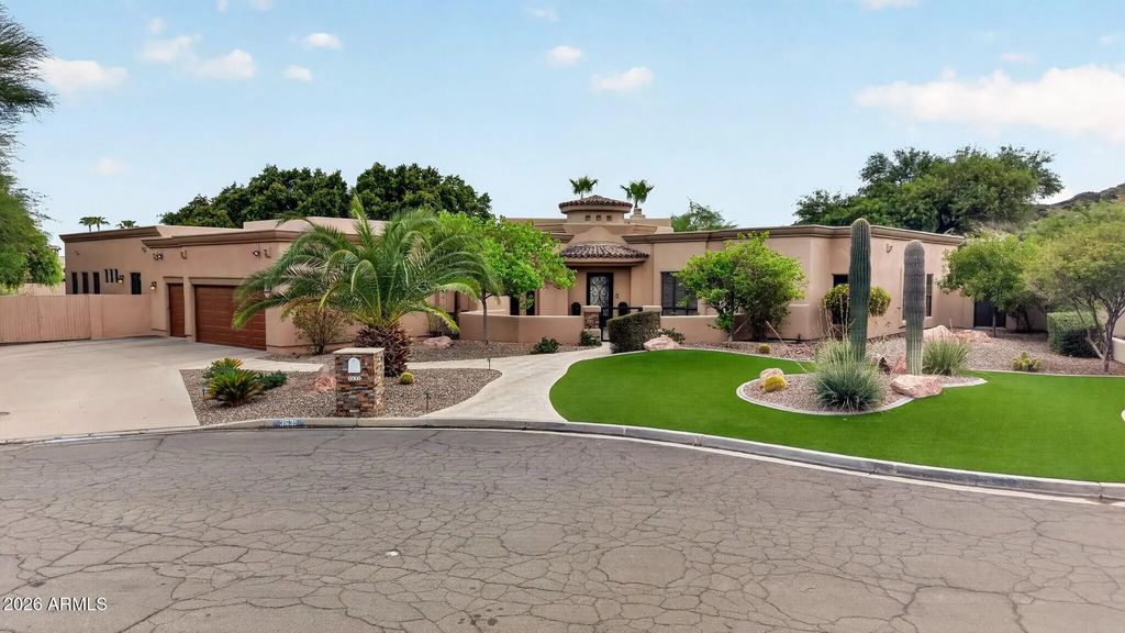 3631 E Coconino Court, Phoenix