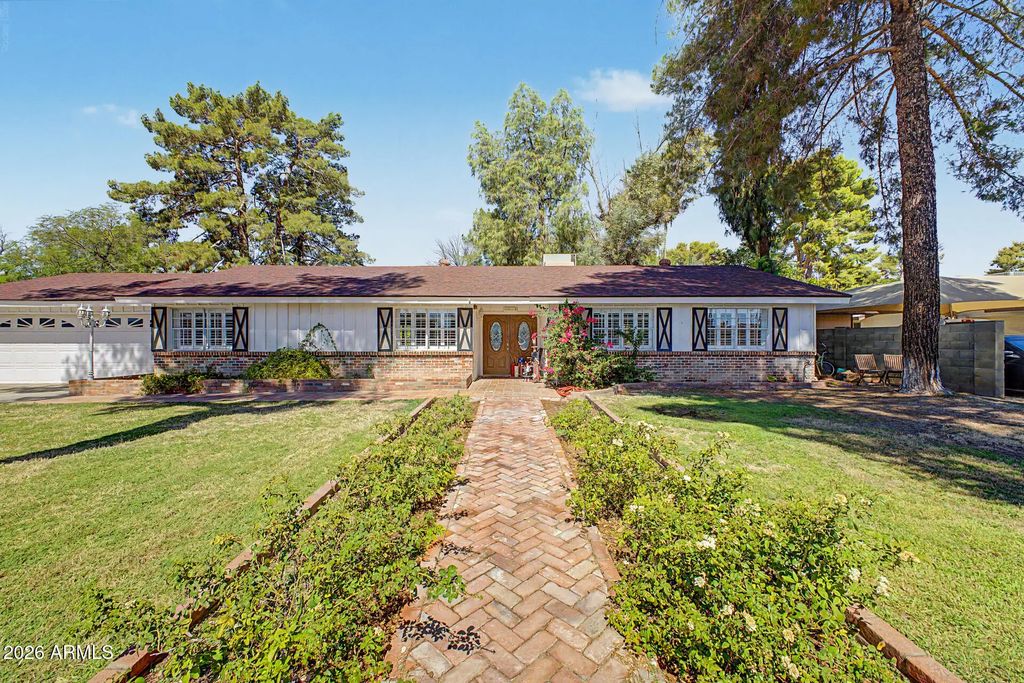 1518 N 24th Street, Mesa