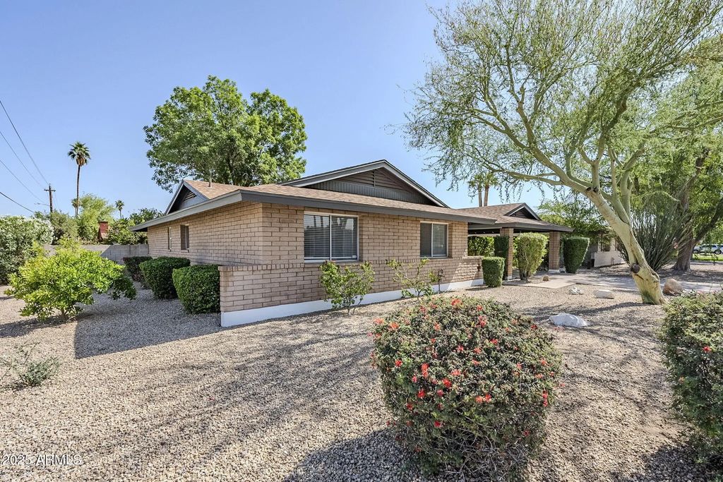 1904 E Manhatton Drive, Tempe