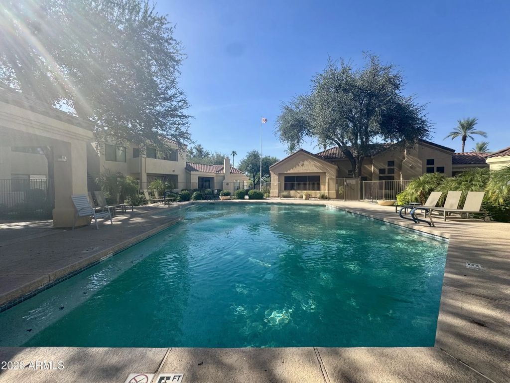 7575 E Indian Bend Road (unit 2010), Scottsdale