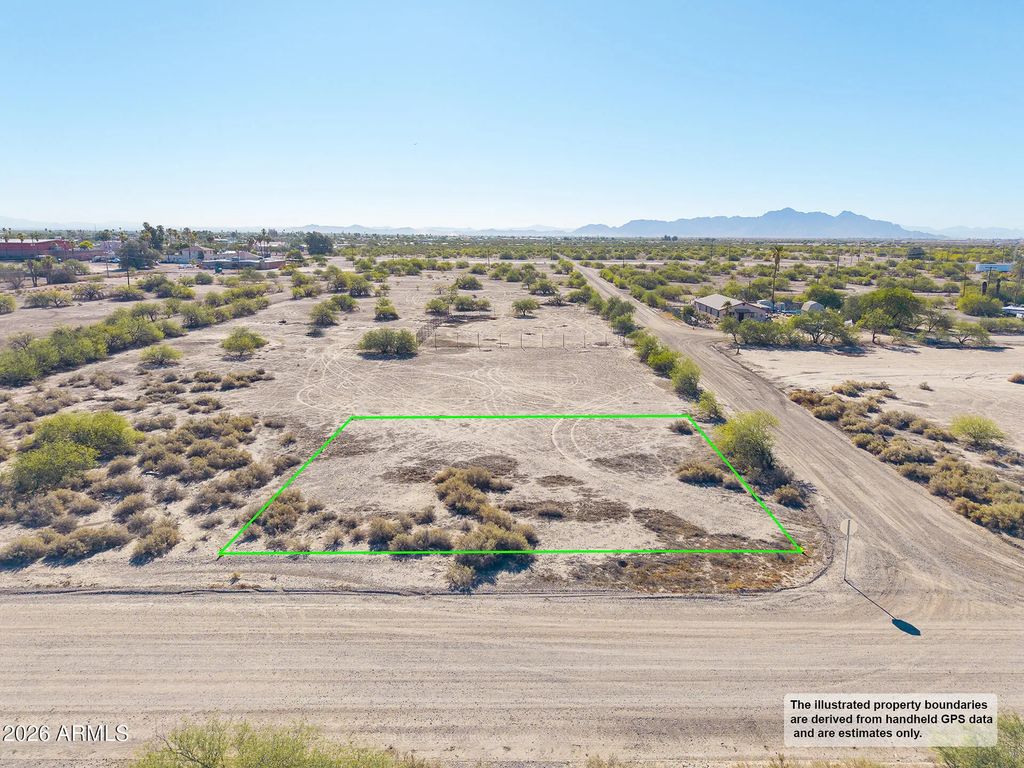 4160 W Ironwood Drive (unit 18), Eloy