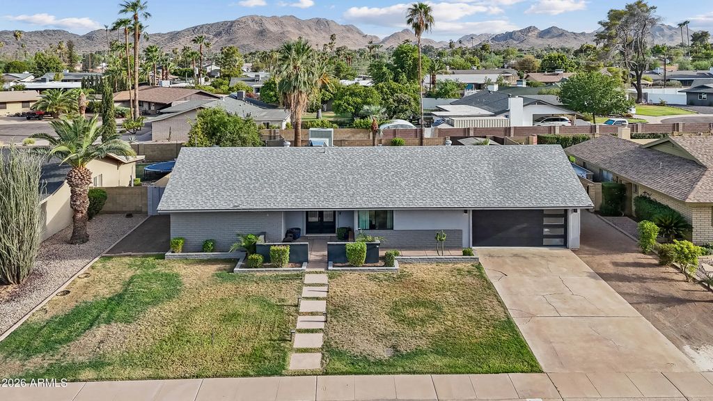 3915 E Yucca Street, Phoenix