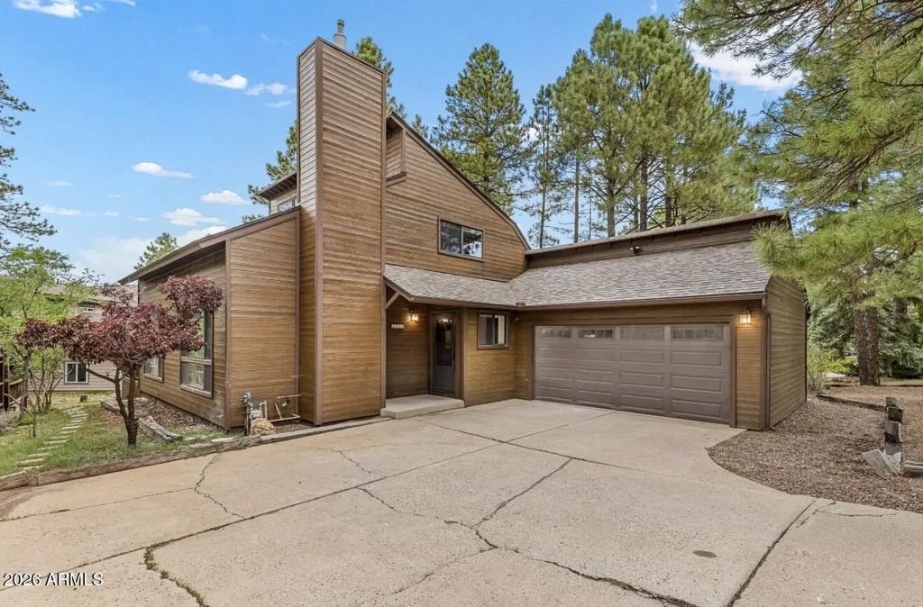 2803 N Carefree Circle, Flagstaff