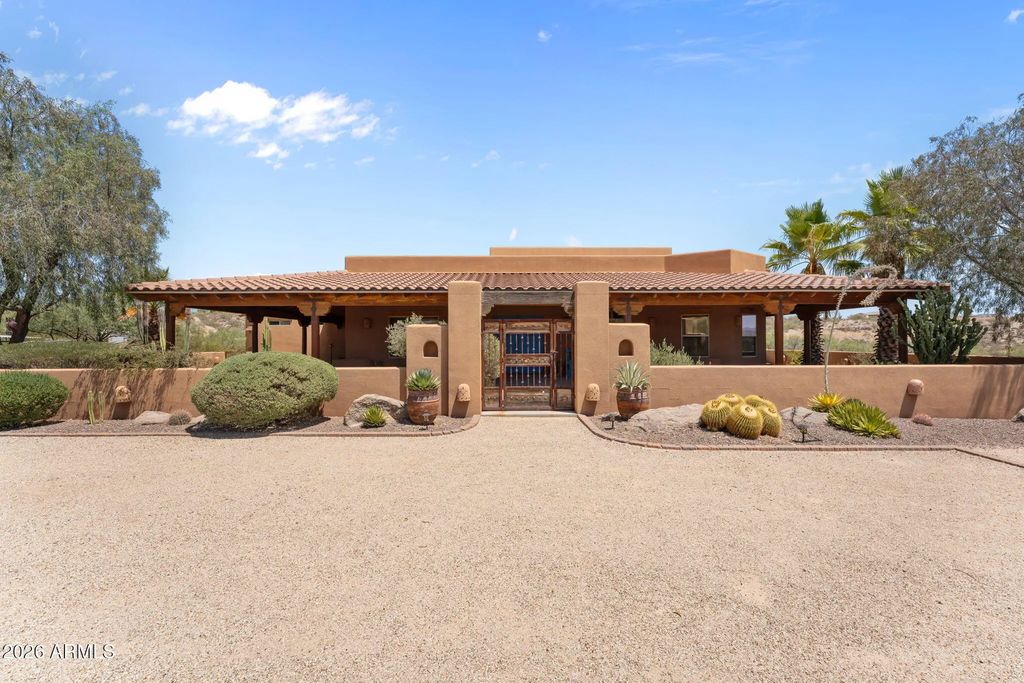 1520 W Cherokee Lane, Wickenburg