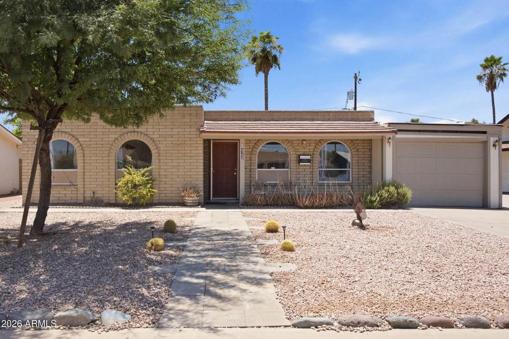 813 W Romo Jones Street, Tempe