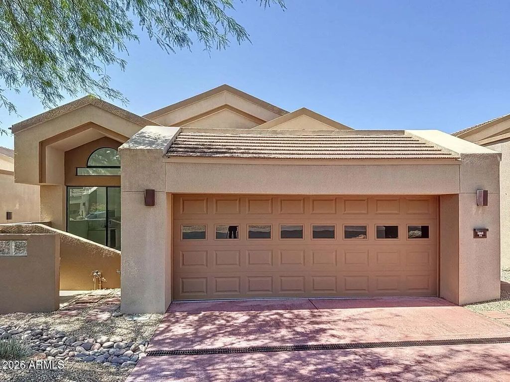 25150 N Windy Walk Drive (unit 14), Scottsdale