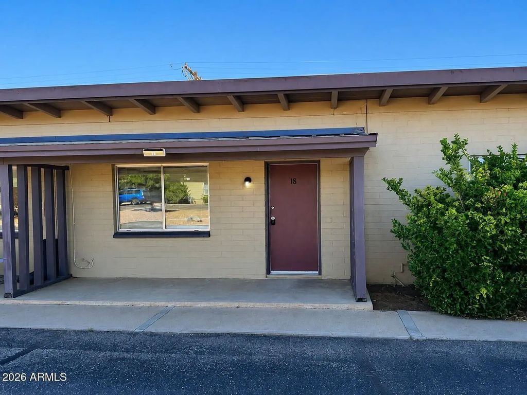 1800 E Fry Boulevard (unit 18), Sierra Vista
