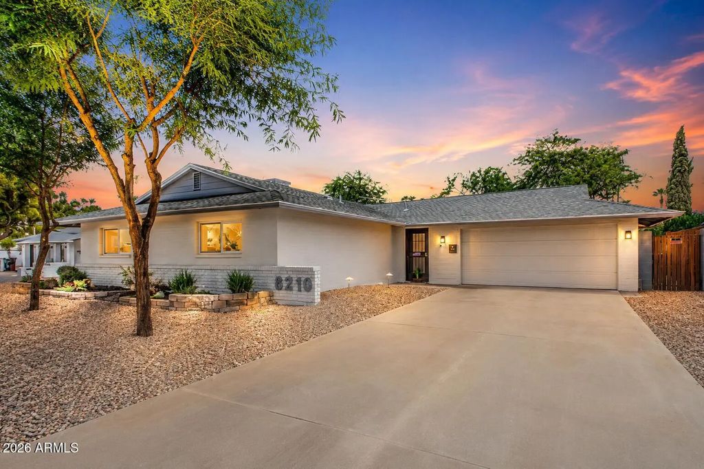 8219 E Valley View Road, Scottsdale
