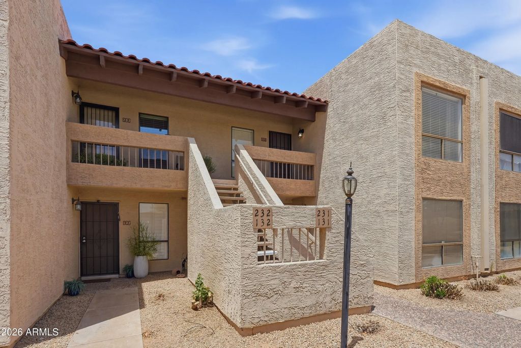 8651 E Royal Palm Road (unit 231), Scottsdale