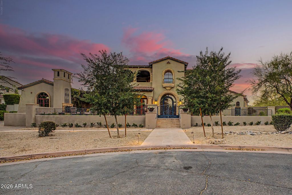9962 E Toms Thumb, Scottsdale