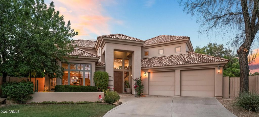 10007 N 55th Street, Paradise Valley