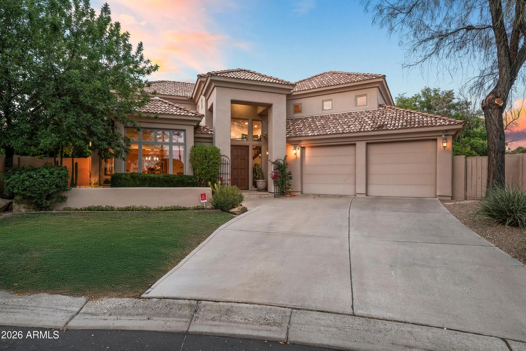 10007 N 55th Street, Paradise Valley