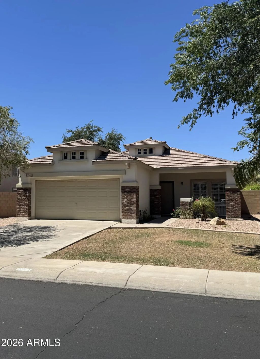 2584 E Del Rio Court, Gilbert