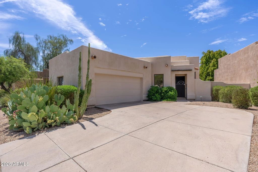 6826 N 83rd Street, Scottsdale