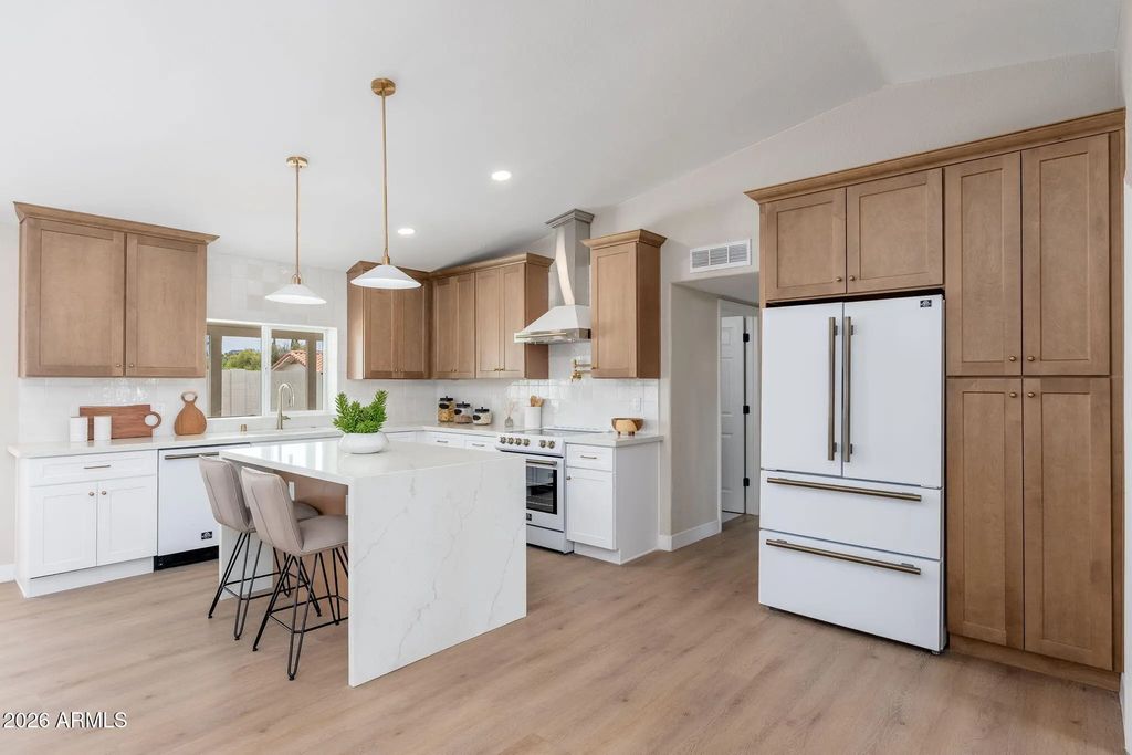 417 E Marconi Avenue, Phoenix