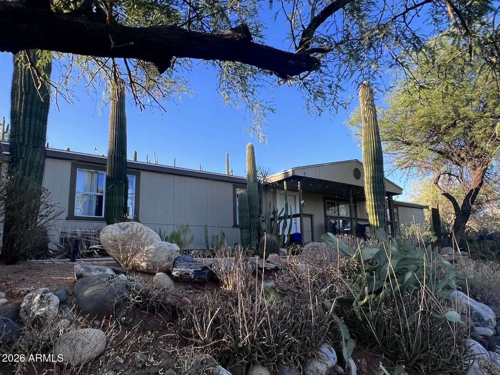 19200 E Saguaro Drive, Black Canyon City
